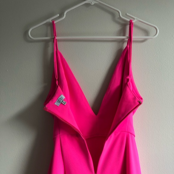 TOBI hot pink mini Dress - Picture 5 of 8